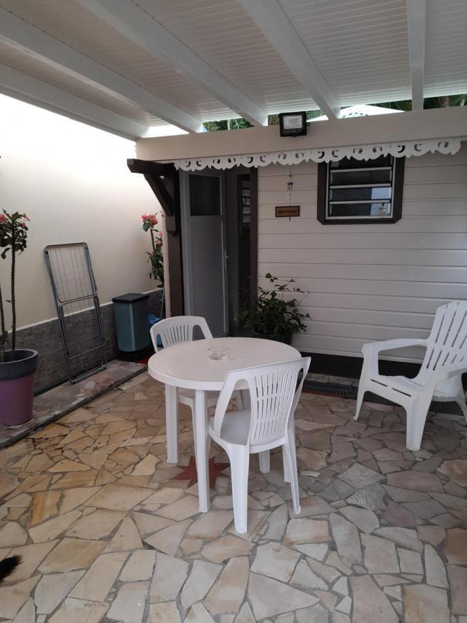 La Suite Odile Piscine Le Lamentin Buitenkant foto